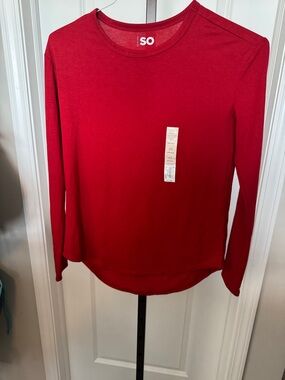 SO Long Sleeve Crewneck Top in Red
